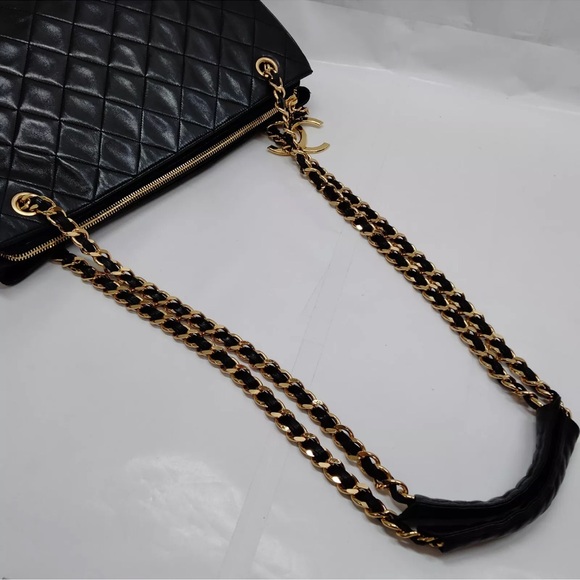 CHANEL CC Charm Matelasse Chain Tote Bag Leather Black - Picture 6 of 13